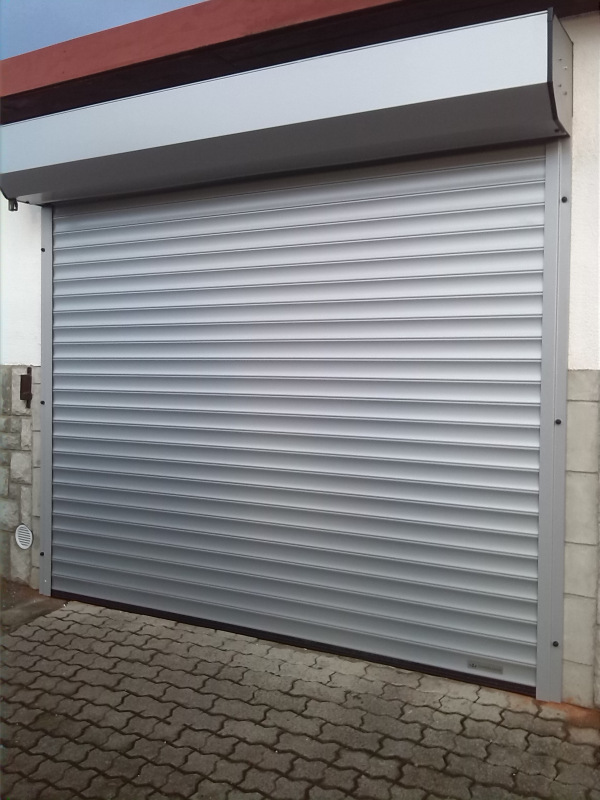 Rolovacia brána BR 77S 2